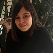 Estudiante universitaria imparte clases de Español y Literatura